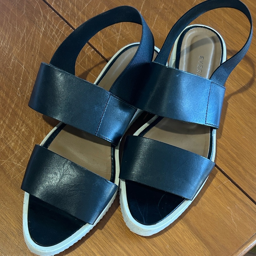 EVERLANE Black Leather Slingback Sandals